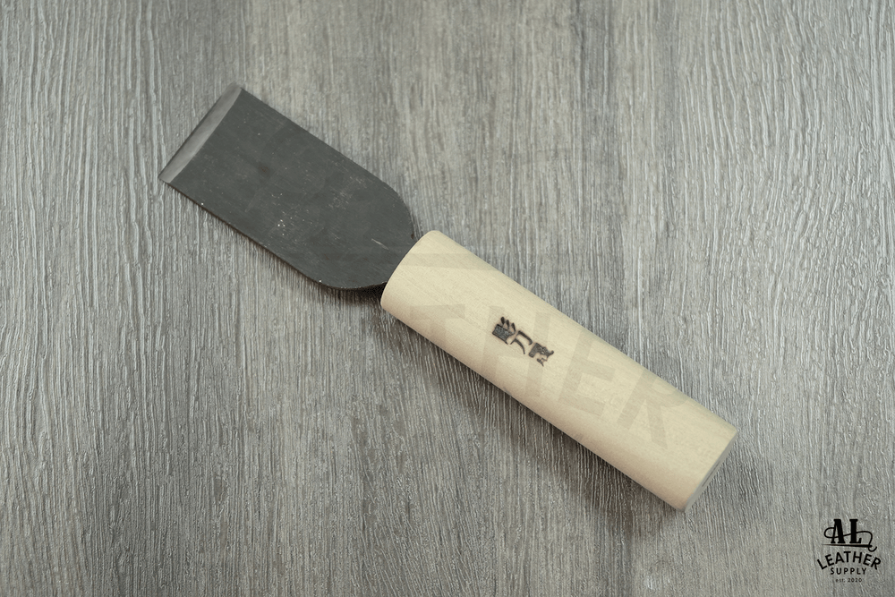 
                  
                    Oka Skiving Knife
                  
                