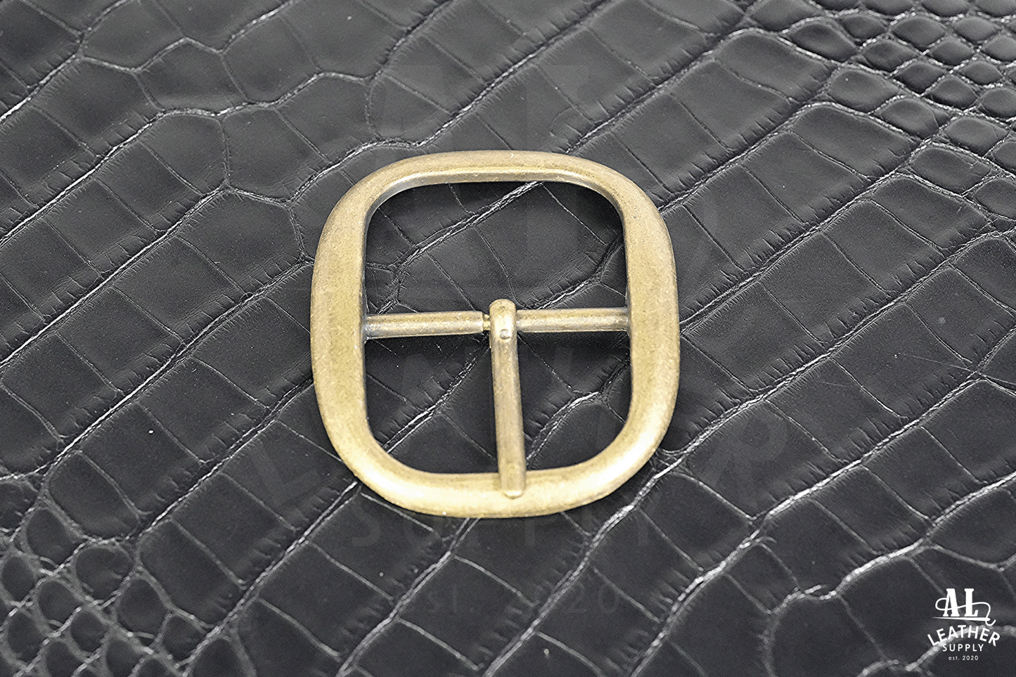 
                  
                    Eco. Center Bar Buckle
                  
                